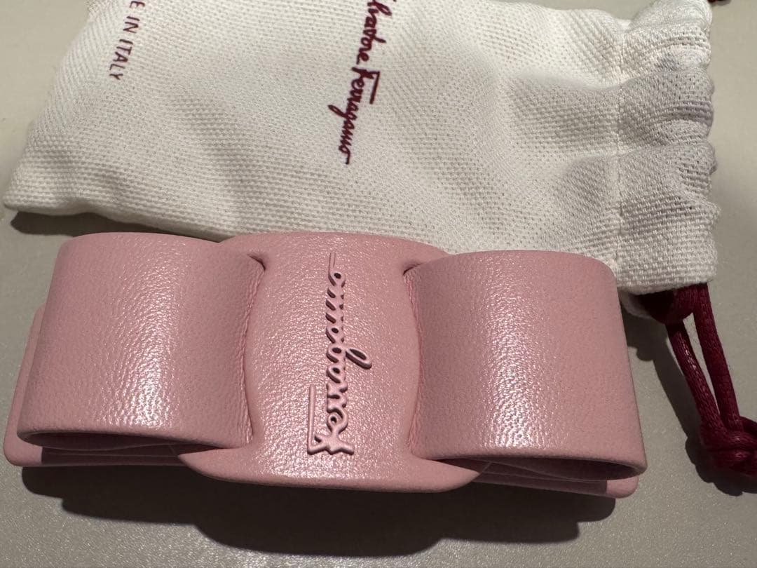 フェラガモ/レザーバレッタ FERRAGAMO（フェラガモ） 【並行輸入品】 バレッタ ヘアアクセサリー