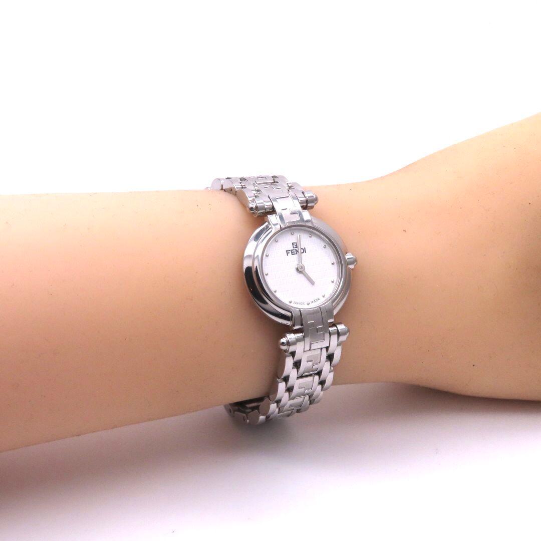 【750L】FENDI フェンディ時計 ホワイト ラウンド レディース☆極美品☆