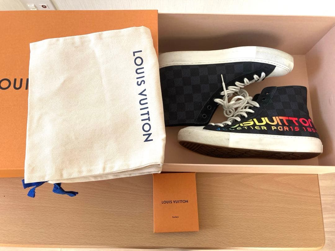 LOUIS VUITTON ヴィトン タトゥー・ライン ハイカットスニーカー