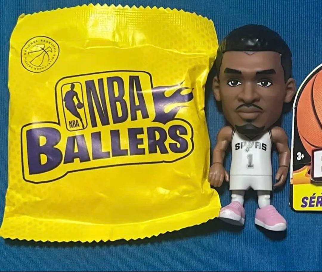 NBA BALLERS シリーズ2 ビクター ウェンバンヤマ ウェンビー - メルカリ