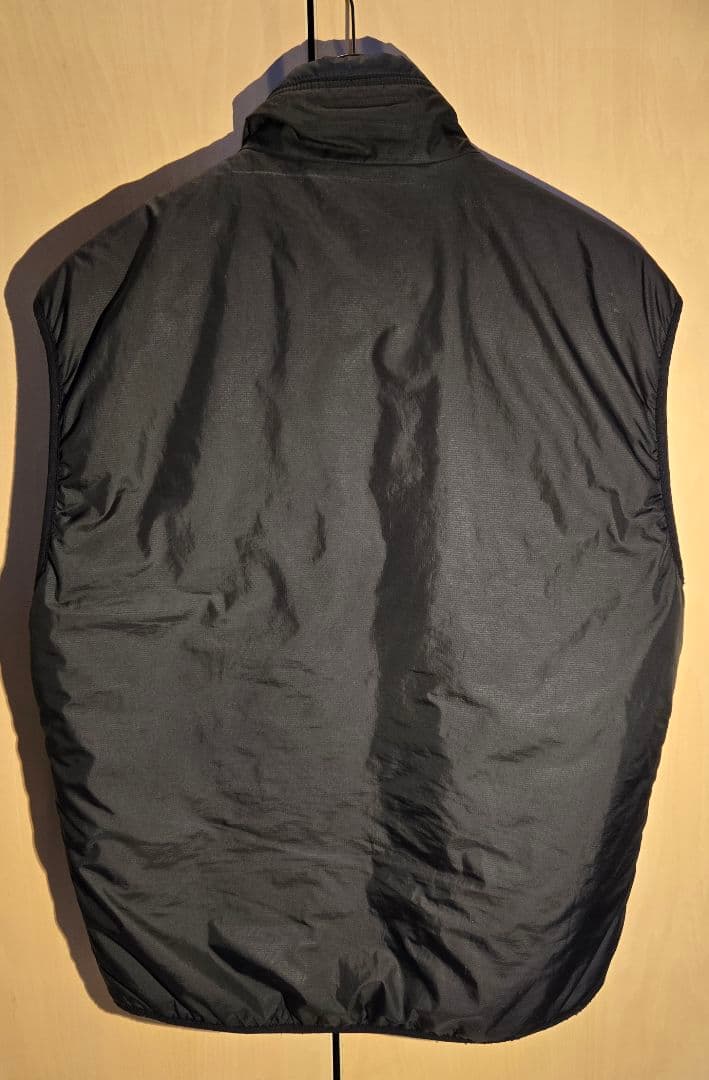 パタゴニア パフボールベスト M 黒 2011年製 84016 美品 - メルカリ