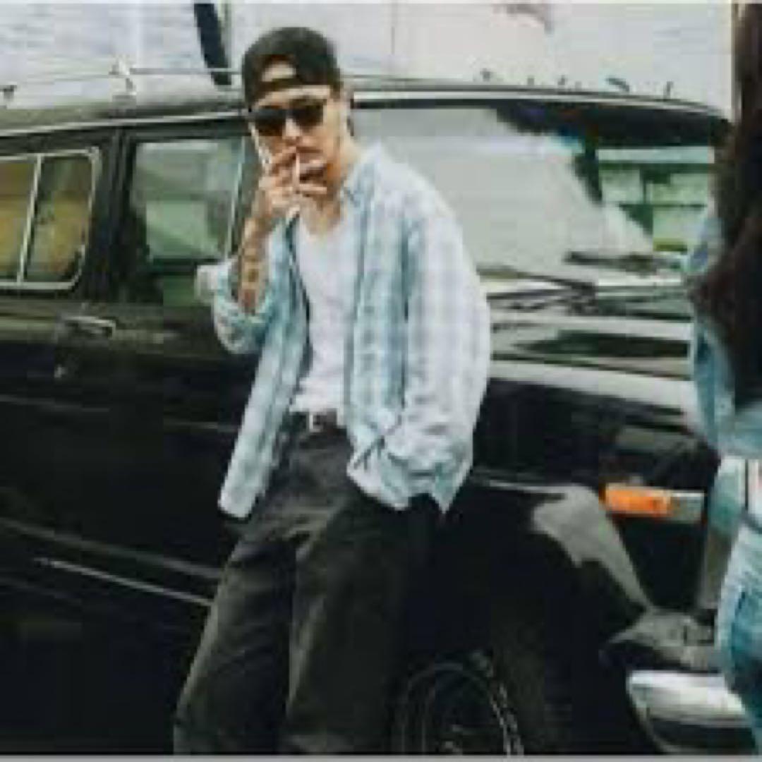 水色 オンブレチェックシャツ 山田蓮 タトゥースタジオヤマダ 山田レン