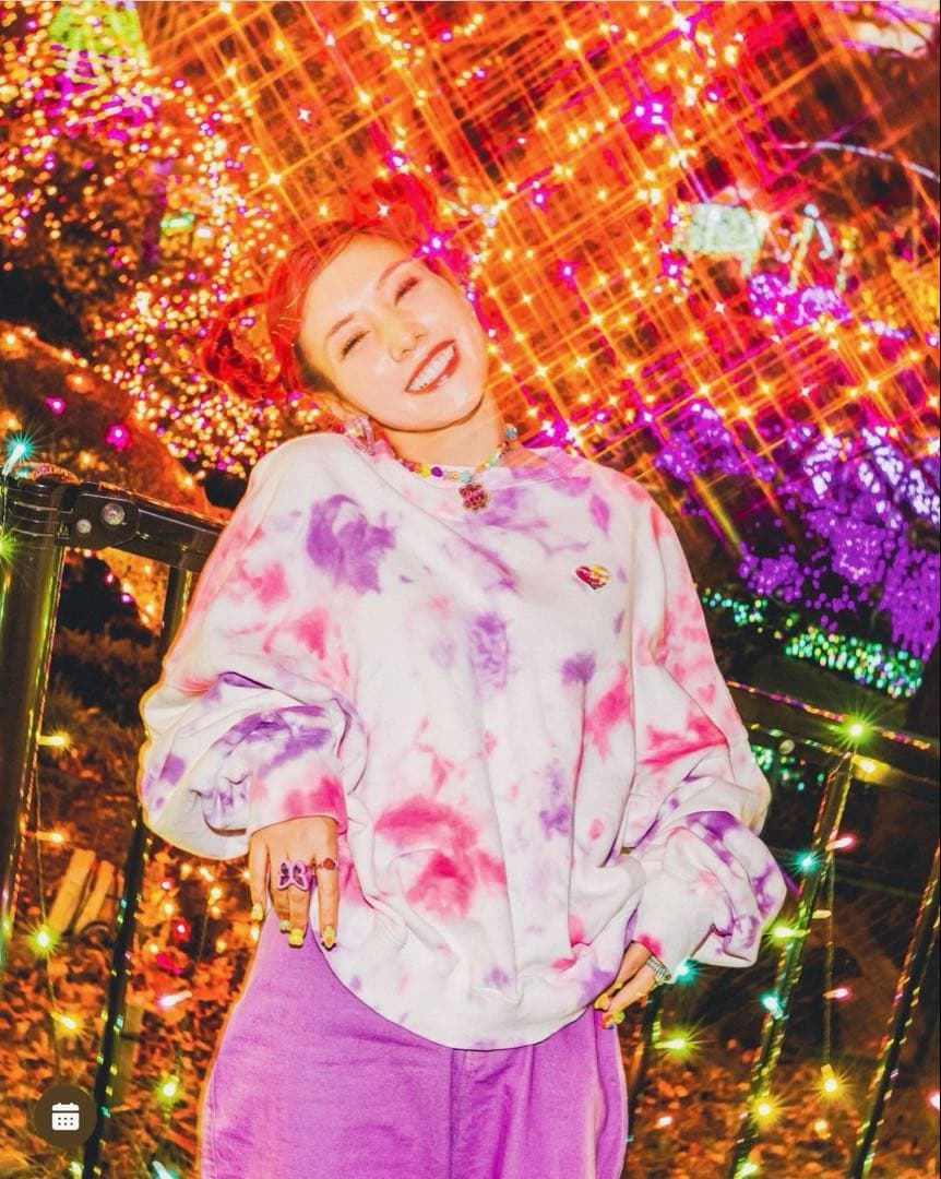 仲里依紗 RE. アールイードット 2色タイダイスウェット - メルカリ