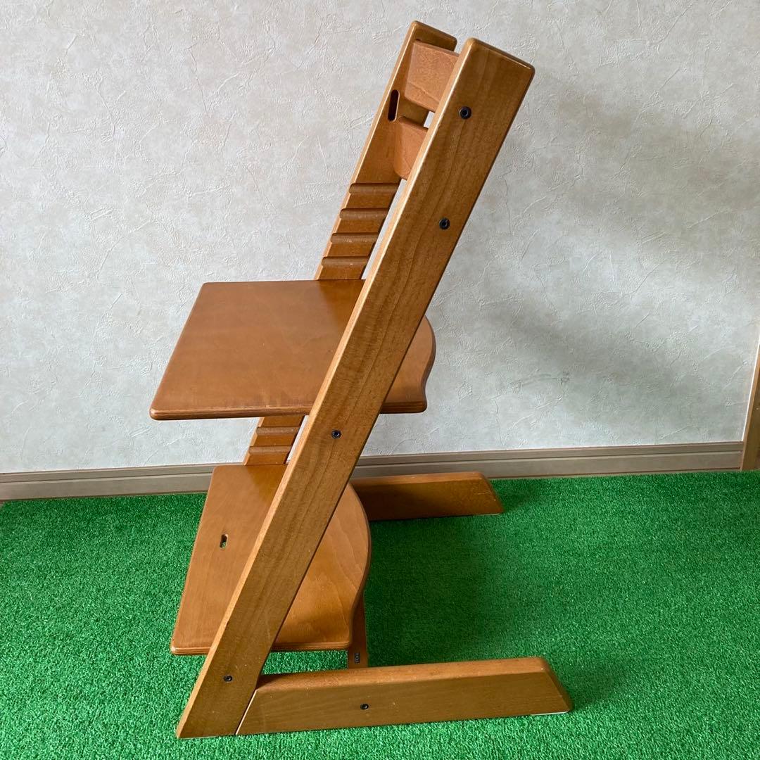 美品 人気カラー チェリー ストッケ トリップトラップ シリアル0番台