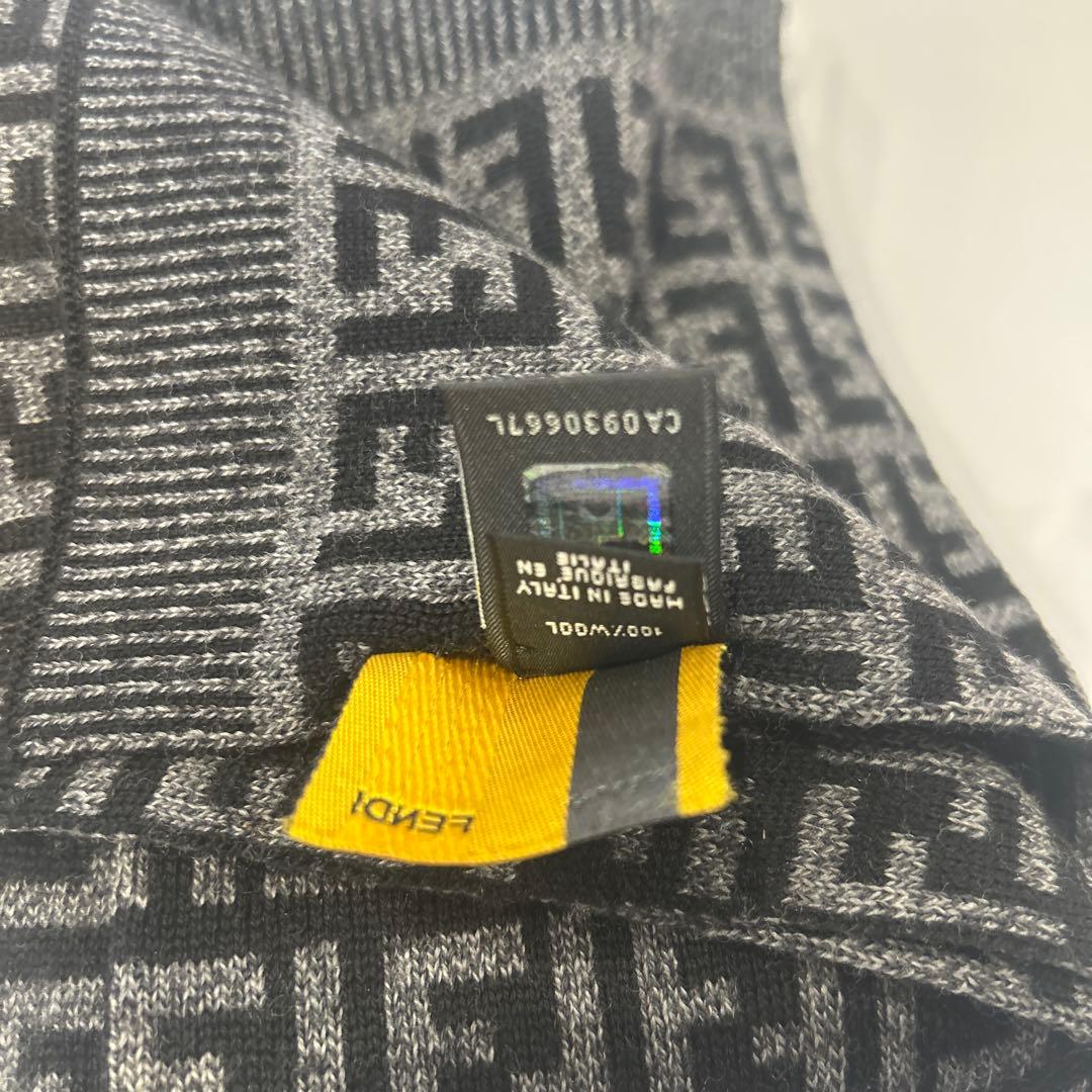 FENDI FFロゴマフラー グレー/ブラック