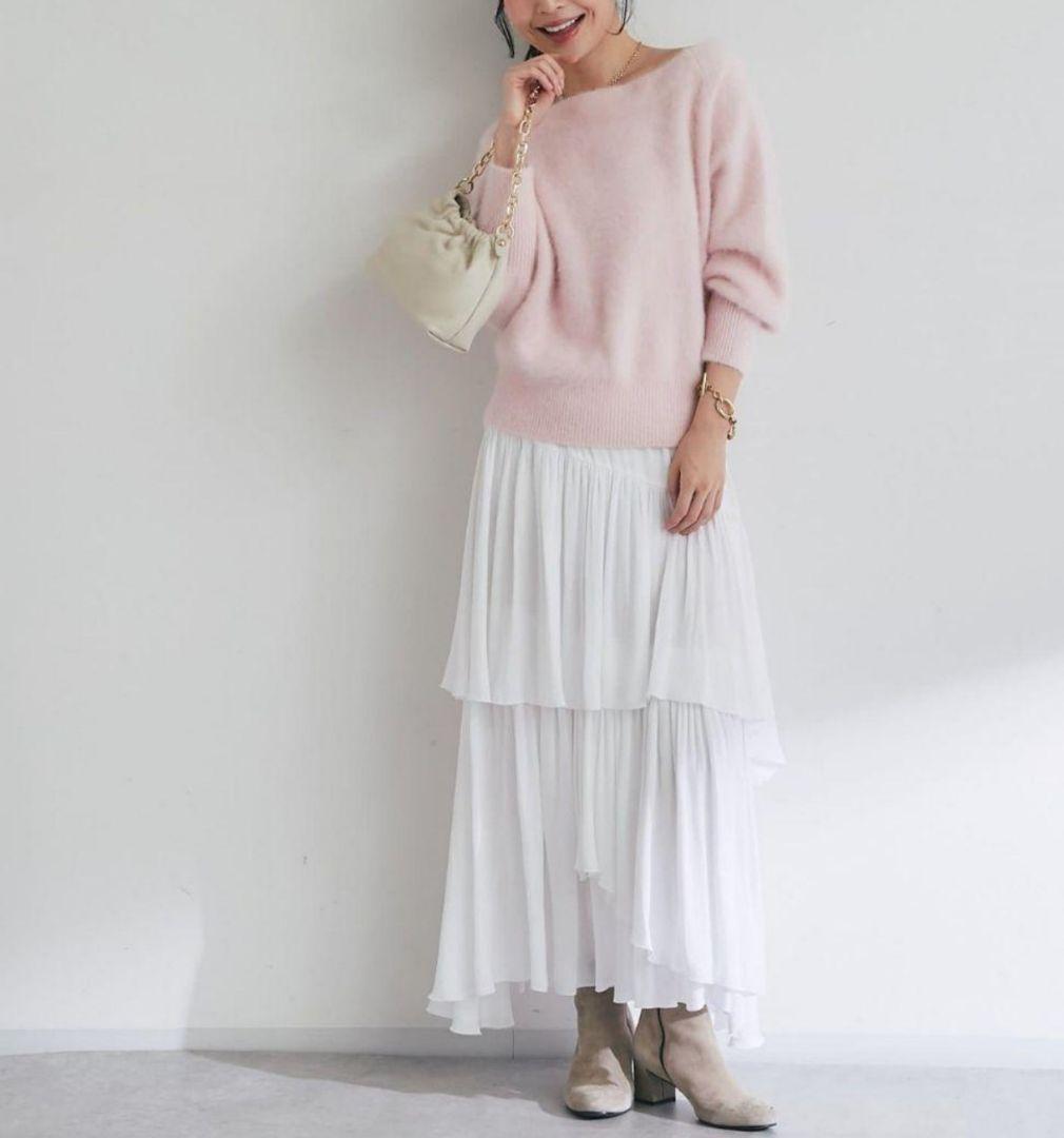 新品タグ付】ラブティックボンボン ウールカシミヤ混オフショルニット