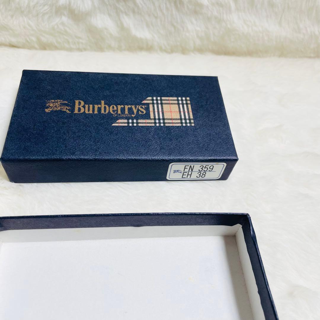 新品未使用品正規品箱付き BURBERRYノバチェック 4連キーケース