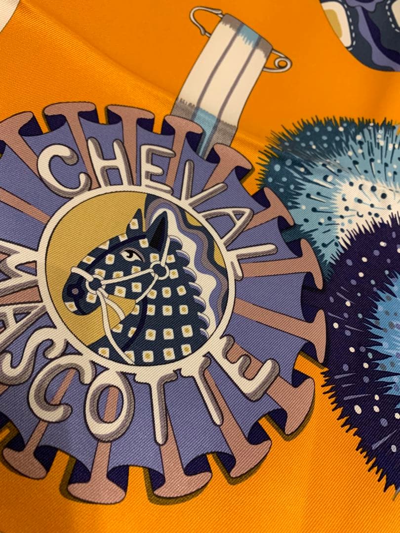 エルメススカーフ　カレ 70 《シュヴァル•マスコット》