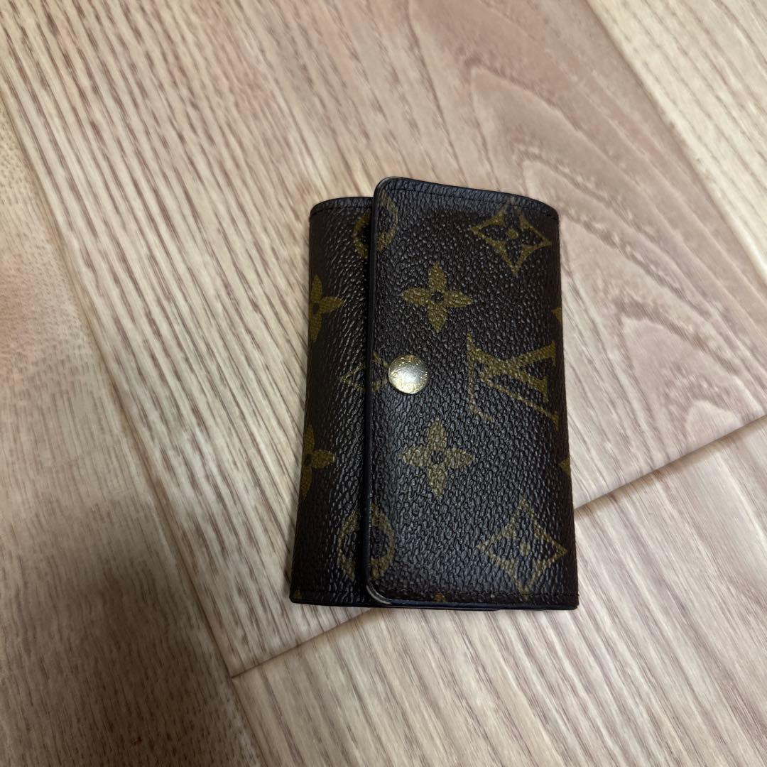 く*げ様 Louis Vuitton モノグラム 長財布、キーケース4点セット