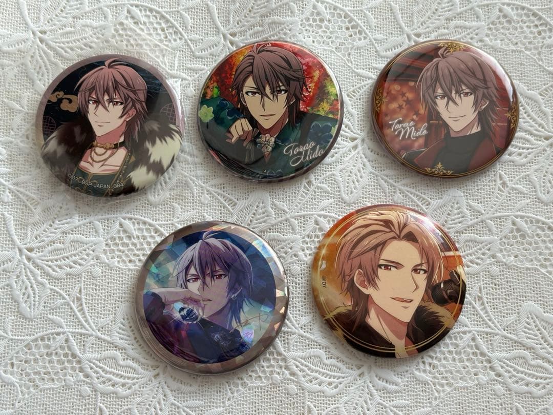 アイナナ 御堂虎於 缶バッジまとめ売り - メルカリ