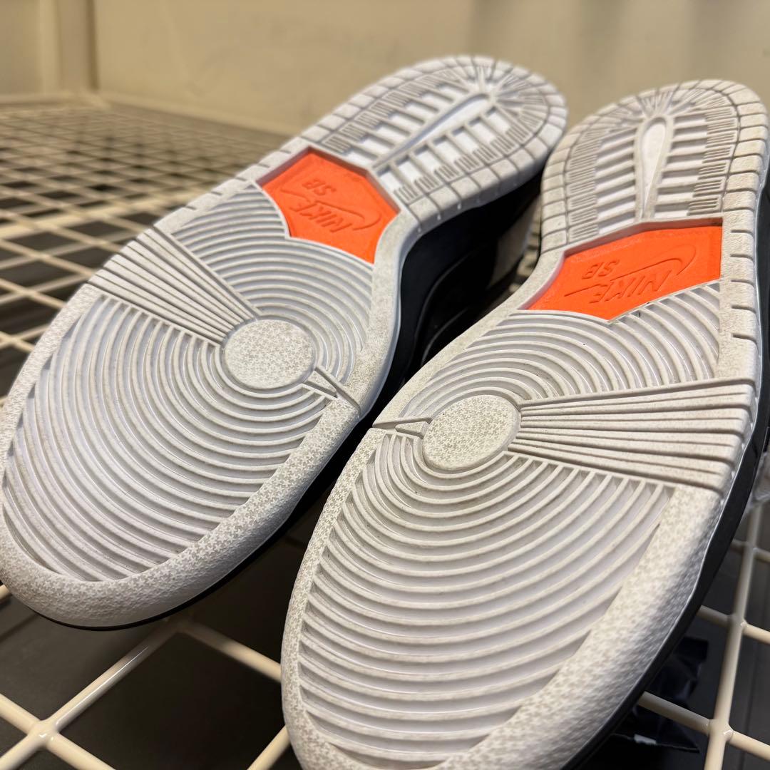 NIKE SB タイトブース　27.0cm