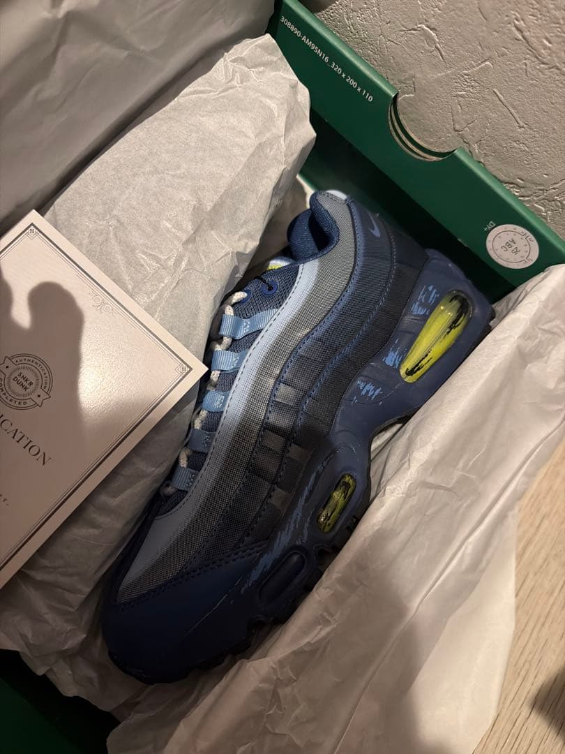 Nike Air Muscle 95 QS YGO 7 遊戯王スニーカー Nikeが描く「遊☆戯☆王」伝説とファンの情熱から生まれたスペシャル