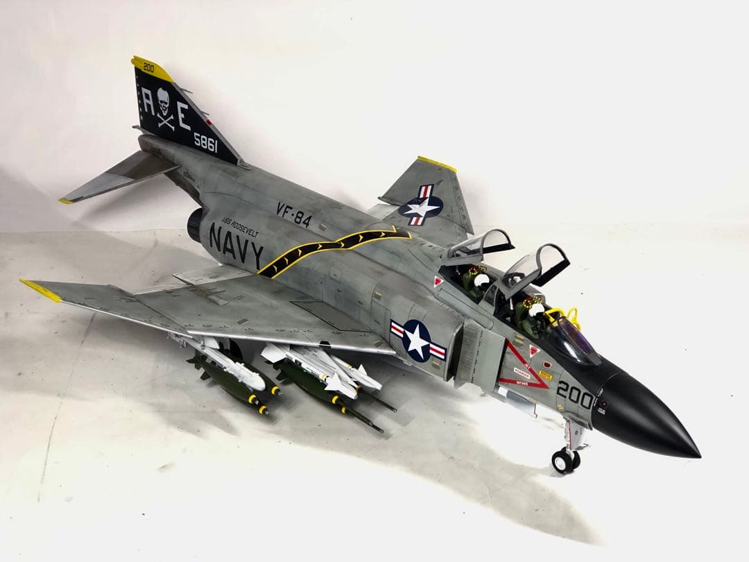 タミヤ 1/32 マクダネル ダグラス F-4J ファントムII