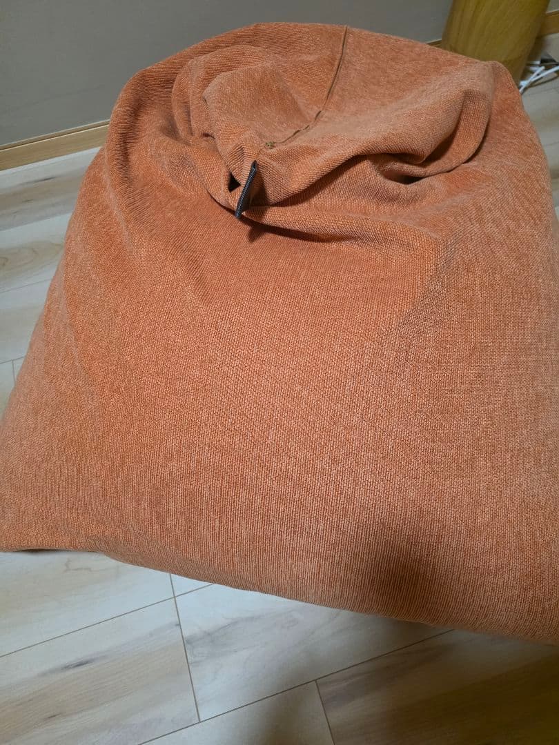 美品 テトラグランデ ビーズクッション オレンジビッグ 大東寝具 ビーズクッションを買うと 