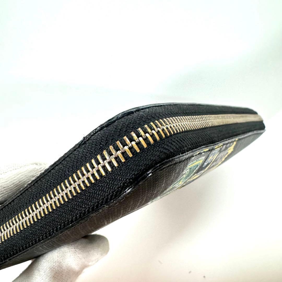 バーバリー ラウンドファスナー 長財布 オーガナイザー グラフティ 黒