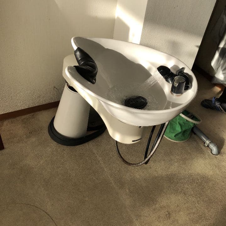 タカラベルモント　スイングシャンプー台 W SWING YUME | シャンプー機器 | 製品情報 | タカラベルモント