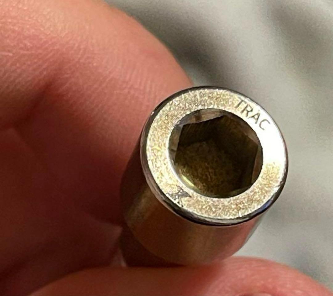 CBX400F CBX550F TRAC 特殊ボルト4ット TRAC版 AB - メルカリ