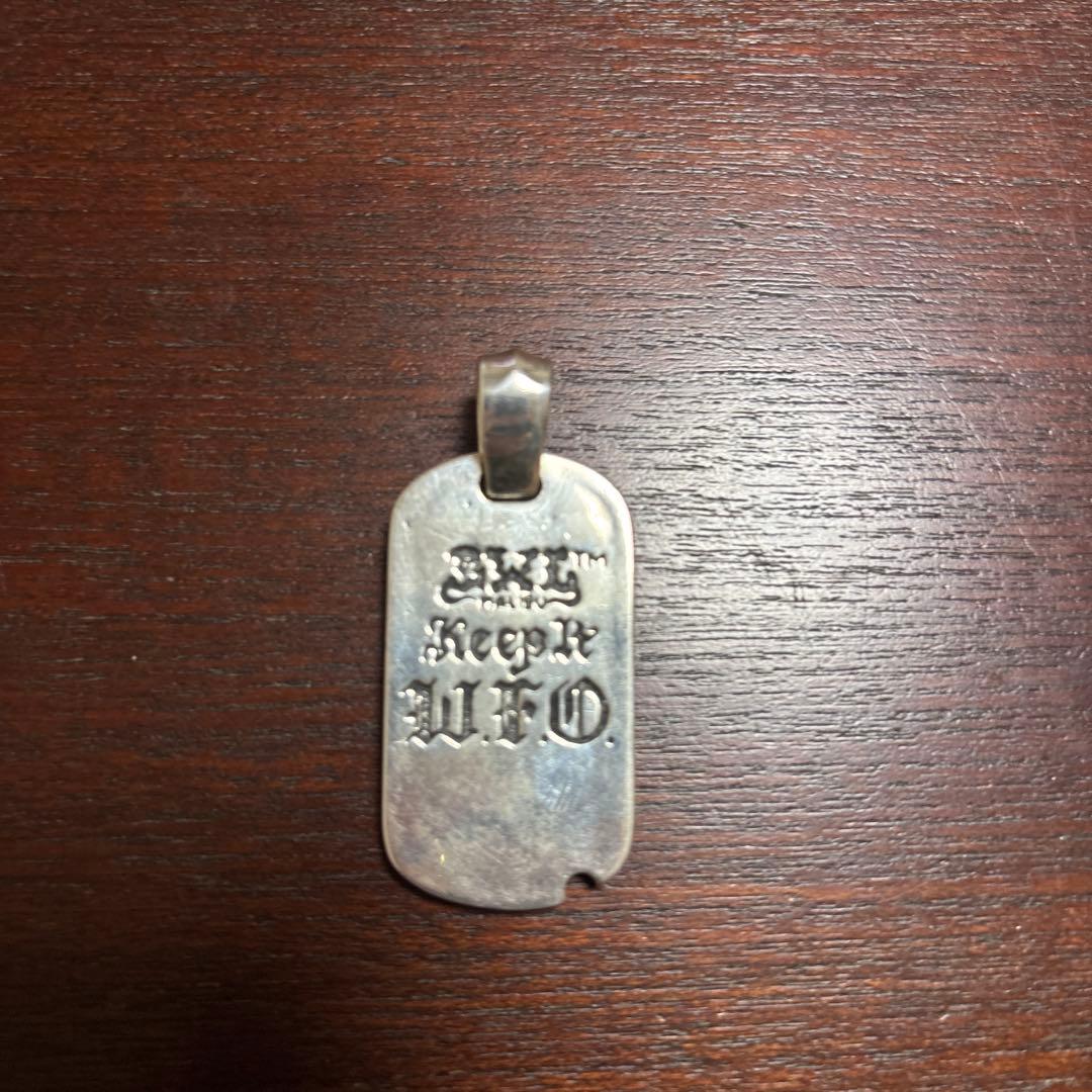 ビルウォールレザー ドッグタグ Keep It W.F.O - メルカリ