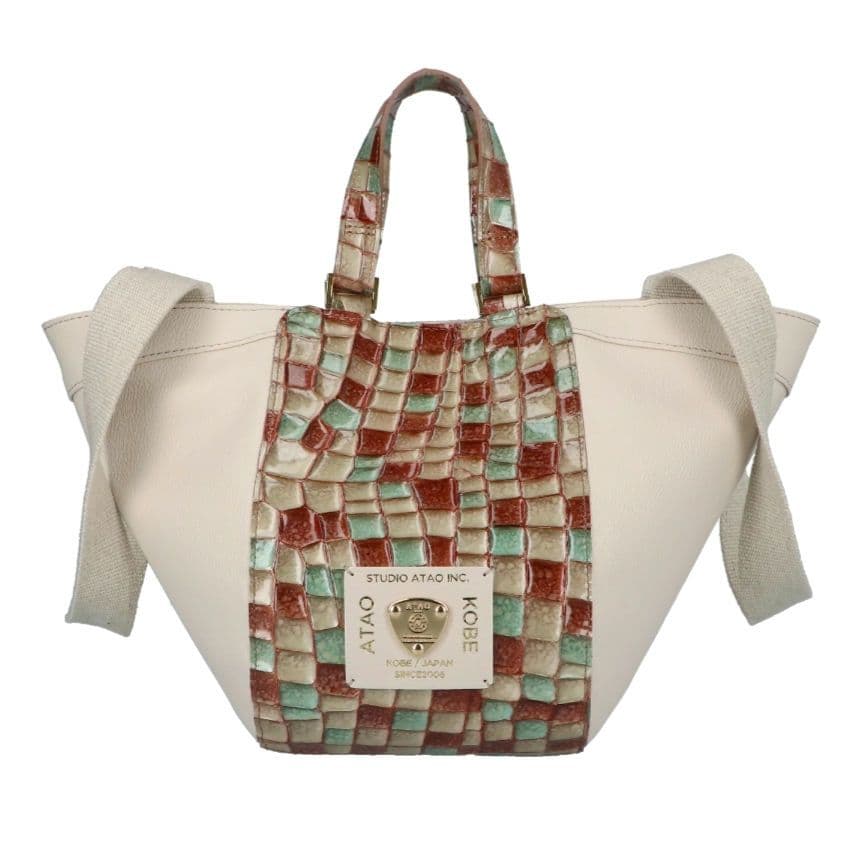 美品 ATAO アタオ バタフライ 2wayバッグ ヴィトロ 金具 楽天市場】【ATAO公式】バタフライ・ヴィトロ 形を変える2wayバッグ