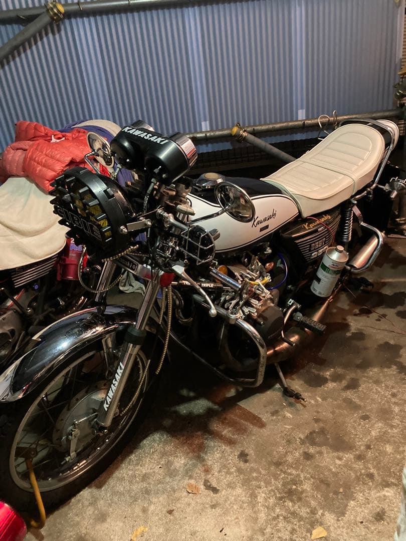 旧車‼️カワサキ KH250/400 250SS/350SS マッハ‼️シート‼️白 - メルカリ