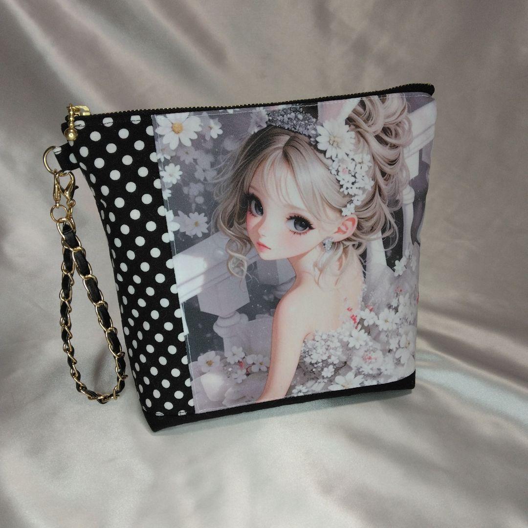 バッグ ハンドメイド 女の子イラストのクラッチバッグ 両面パネル生地