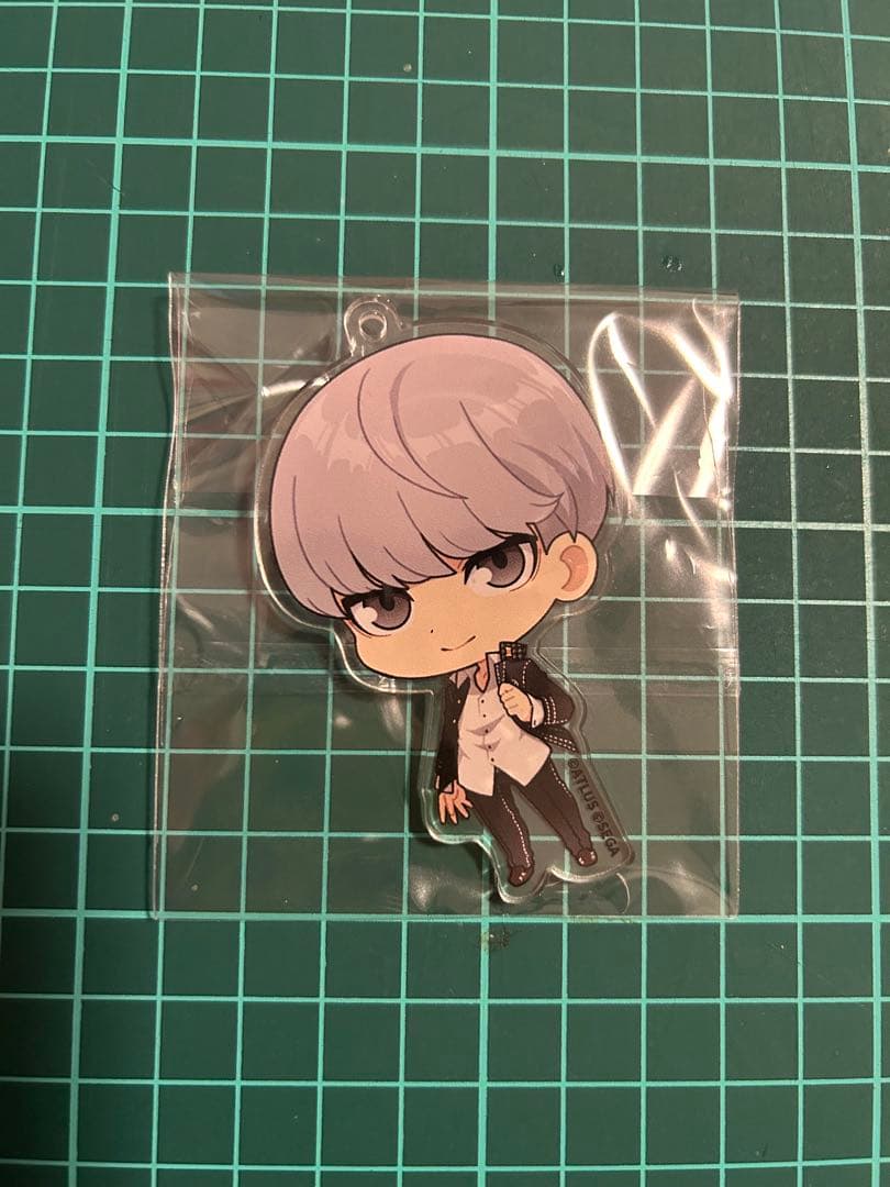 ペルソナ4 楽天くじ 主人公&足立 アクリルキーホルダー - メルカリ