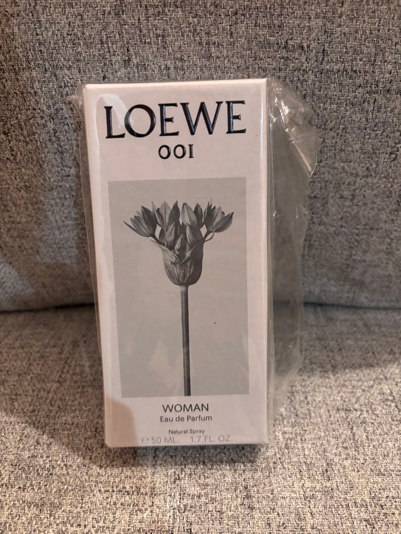 再値下【新品】ロエベ　LOEWE 001 WOMAN Eau de
