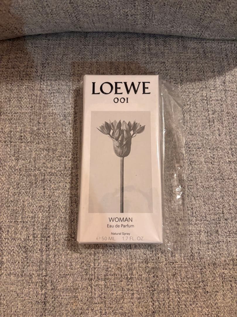 再値下【新品】ロエベ　LOEWE 001 WOMAN Eau de