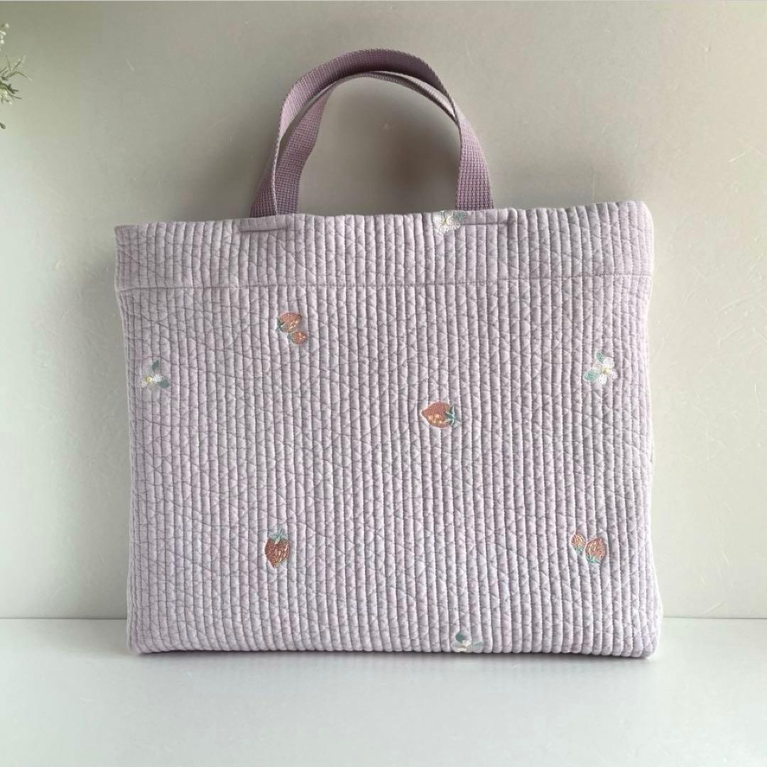 ヌビ 刺繍 ラベンダー/イチゴと苺の白花 レッスンバック 絵本バック