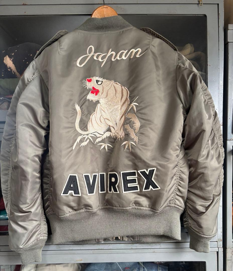 激レア ヴィンテージ AVIREX MA-1 虎＆龍刺繍 バック虎＆ロゴ刺繍