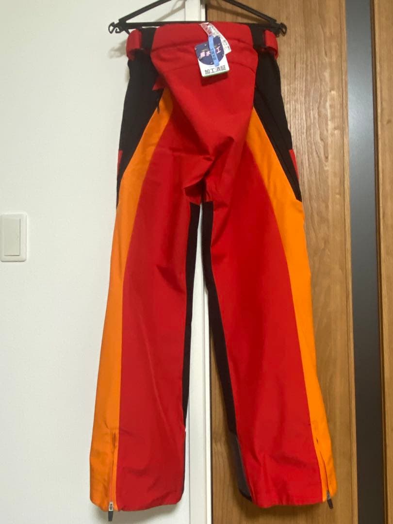 Nordica チームスキーウェア （デサントSサイズ赤/オレンジ/黒）