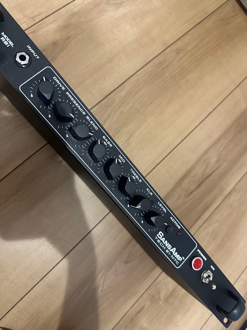 Tech21 SansAmp RBI ベースプリアンプ/DI