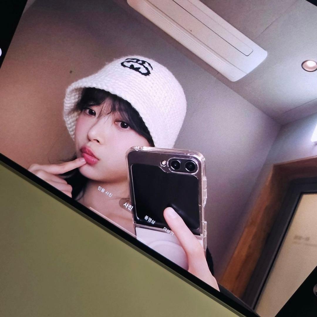 LE SSERAFIM ウンチェ着用 Stussy ニット バケットハット - メルカリ