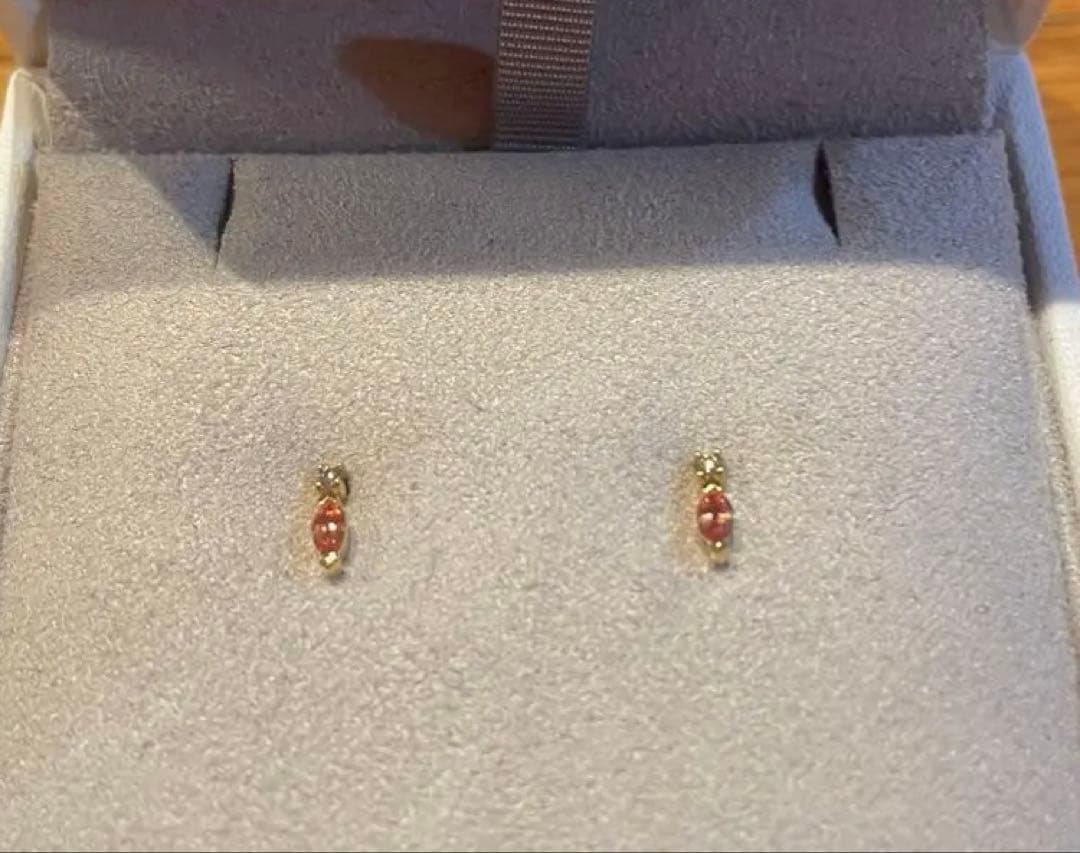 美品☆BELLESIORAベルシオラ K18 ダイヤモンド サファイア ピアス