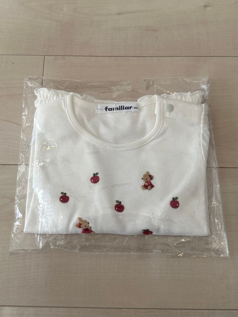 新品未使用】ファミリア Tシャツ 【新品】soor ploom snap turtleneck 2y