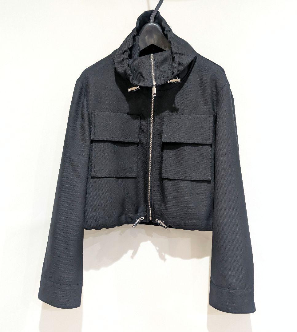 BOSS ボス クロップドジャケット BOSS ジップアップ クロップドジャケット | ホワイト | FARFETCH JP