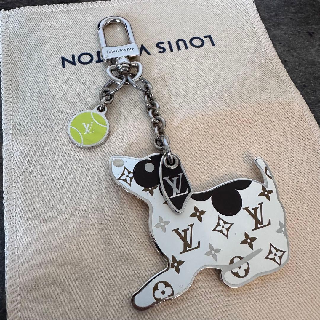 ルイヴィトン ビジューサック LVドッグ テリア バッグチャーム 犬