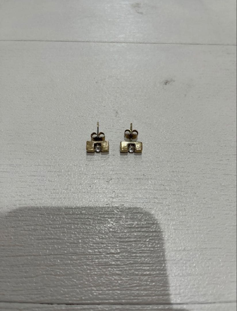 マルジェラ　11番　ユニセックス　ピアス　スワロフスキー Maison Margiela（メゾンマルジェラ） 11 ピアス SM1VG0008 S12967