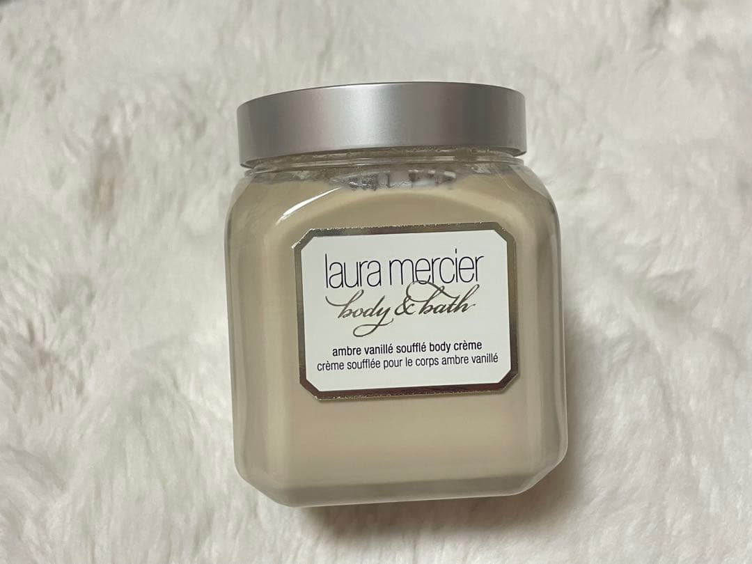 Laura Mercier ボディクリーム アンバー バニラ 300g ローラ メルシエ / ホイップトボディクリーム アンバーバニラの公式