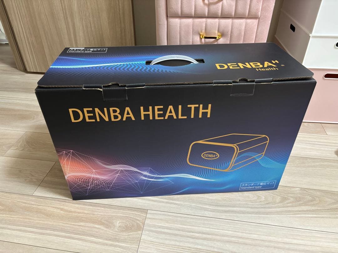 B*x様 DENBA HEALTH コンパクト美容機器 ゴールド DENBA Health｜単極電場技術で体内水分にアプローチする健康機器