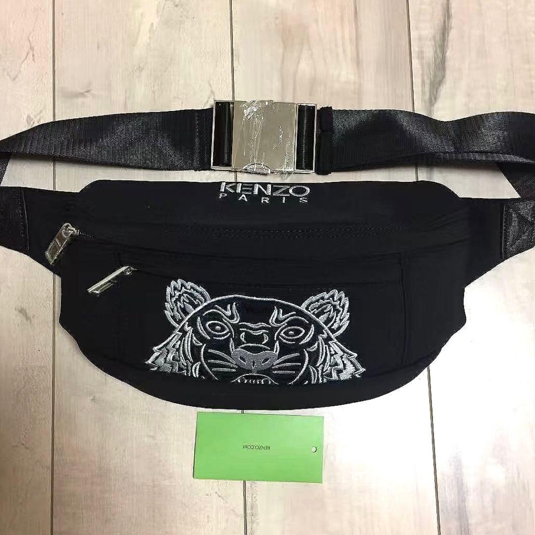 KENZO 虎の刺繍が印象的なグレーのナイロンショルダーバッグ KENZO（ケンゾー） tiger タイガー 虎 BELT BAG ベルトバッグ