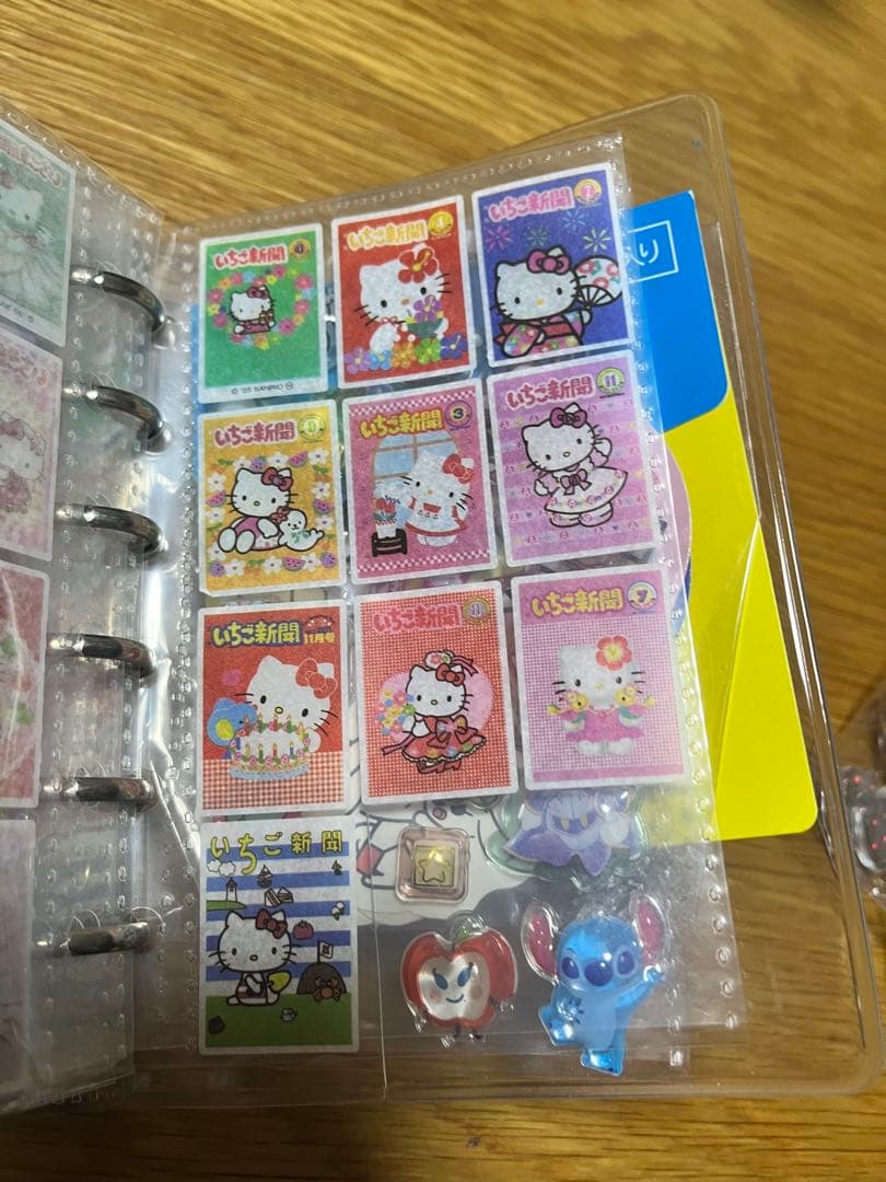 髙*ー様 シール帳 完成品 たまごっち サンリオ等 - メルカリ