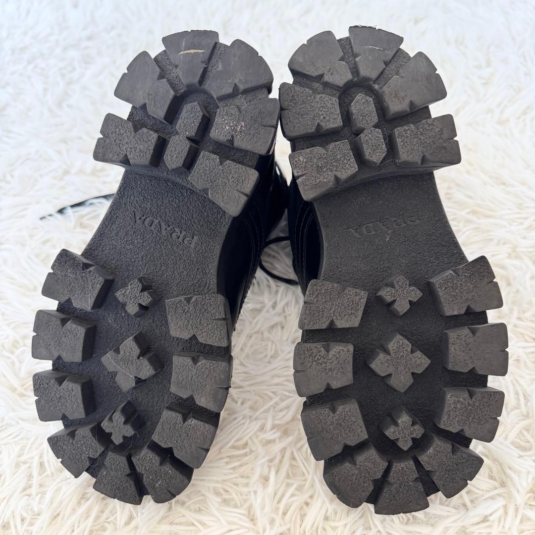 美品　プラダ　モノリス　ブーツ　三角ロゴ　ナイロンポーチ　22.5cm　ブラック