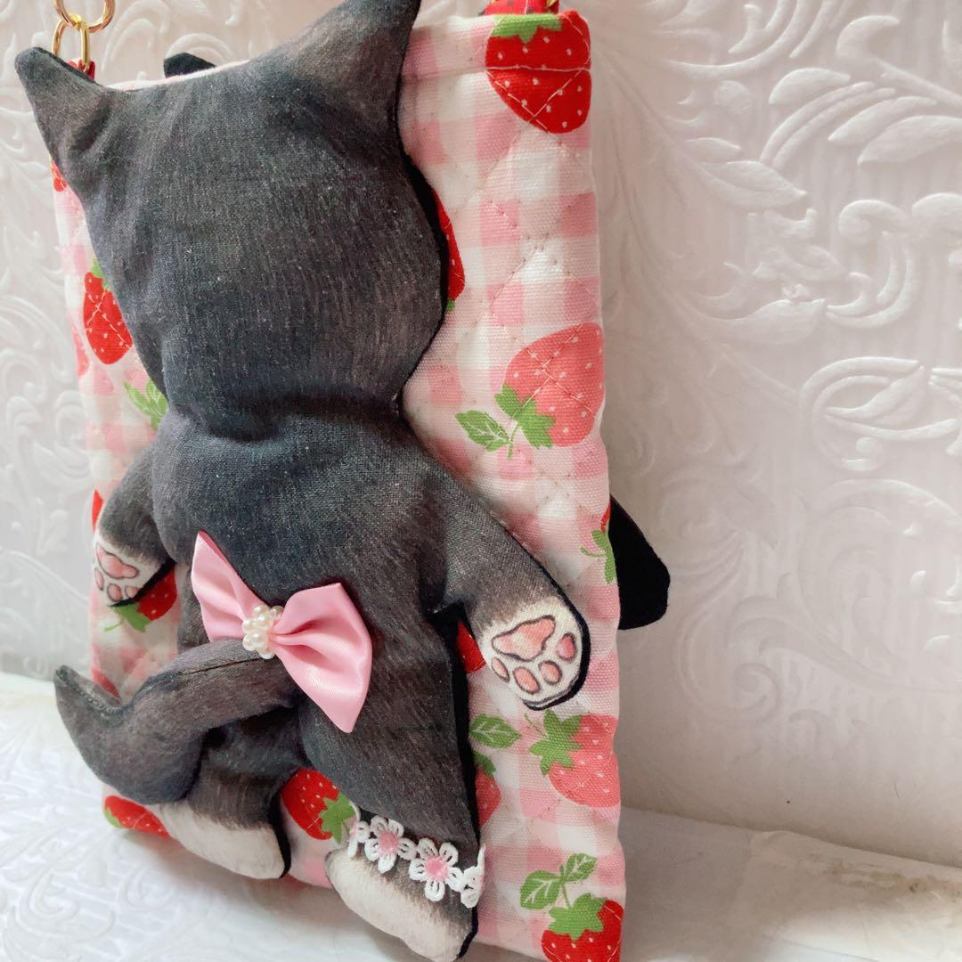 ふわふわジョーズ君サコシュ コヤンイサムチョン いちごキルト お花