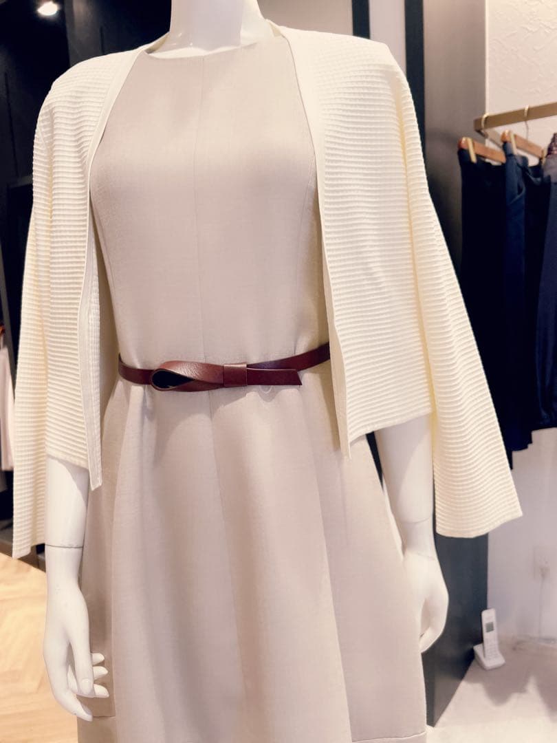 FOXEY ♡Lady Bouquet♡美品ベージュワンピース38レザーベルト付