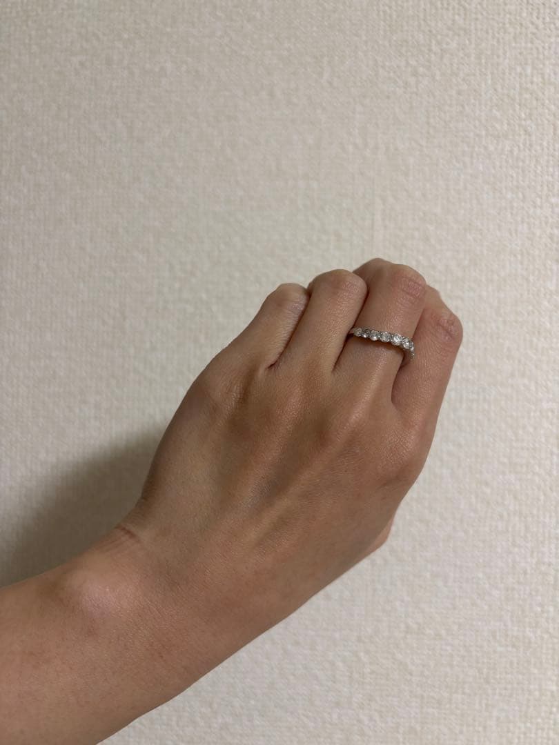 Pt900 0.1ct ハーフエタニティリング