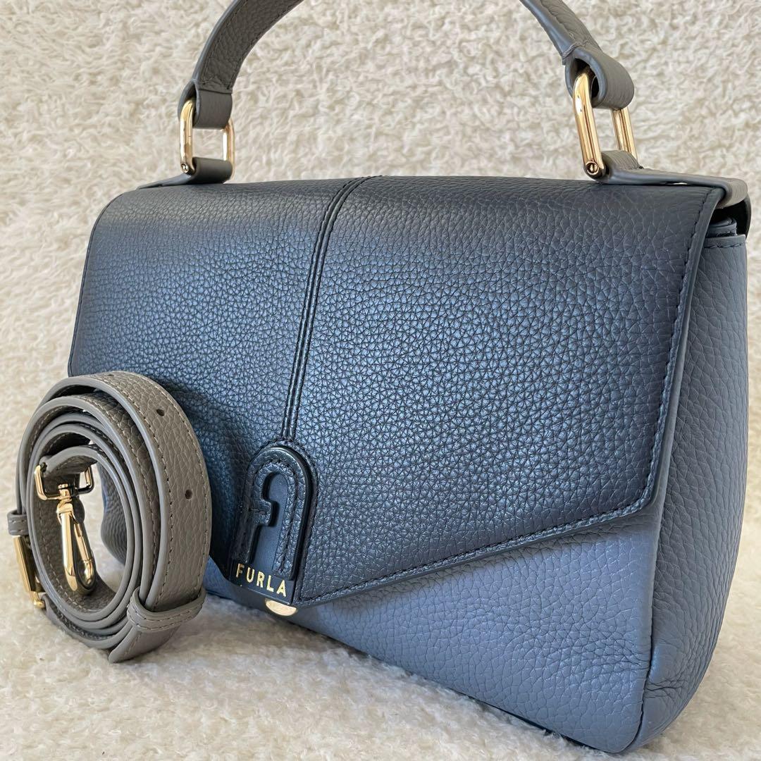 FURLA ショルダーバッグ ダフネ 2way ハンドバッグ バイカラー - メルカリ