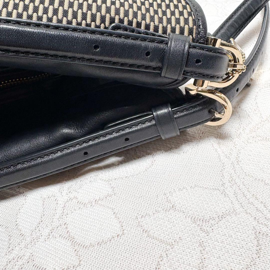 美品】COACH コーチ マディソン ハンドバッグ A4 大容量 上品 - メルカリ