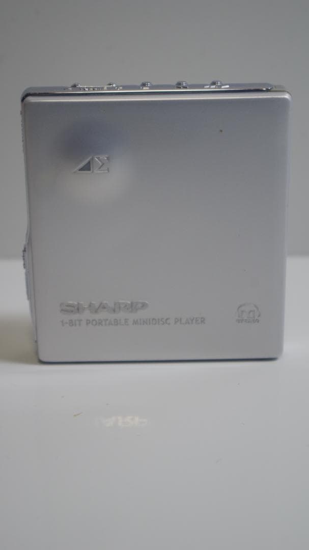 A4244 SHARP アウビィ MD-DS8-S MDプレーヤー シルバー Amazon.co.jp: SHARP アウビィ MD-DS8-S MDプレーヤー (シルバー