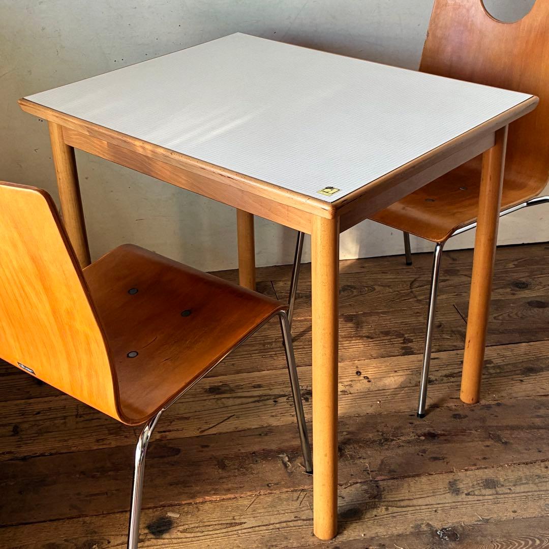 70’s ジャパン ヴィンテージ レトロ ダイニングテーブル 70's ジャパン ヴィンテージ レトロ ダイニングテーブル - メルカリ